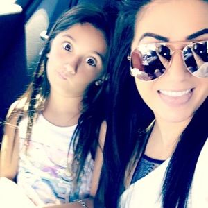 Meet your Posher, Noella